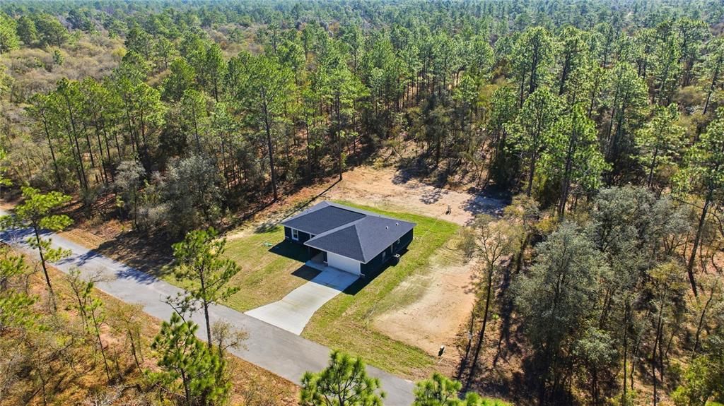 For Sale: $279,000 (3 beds, 2 baths, 1304 Square Feet)