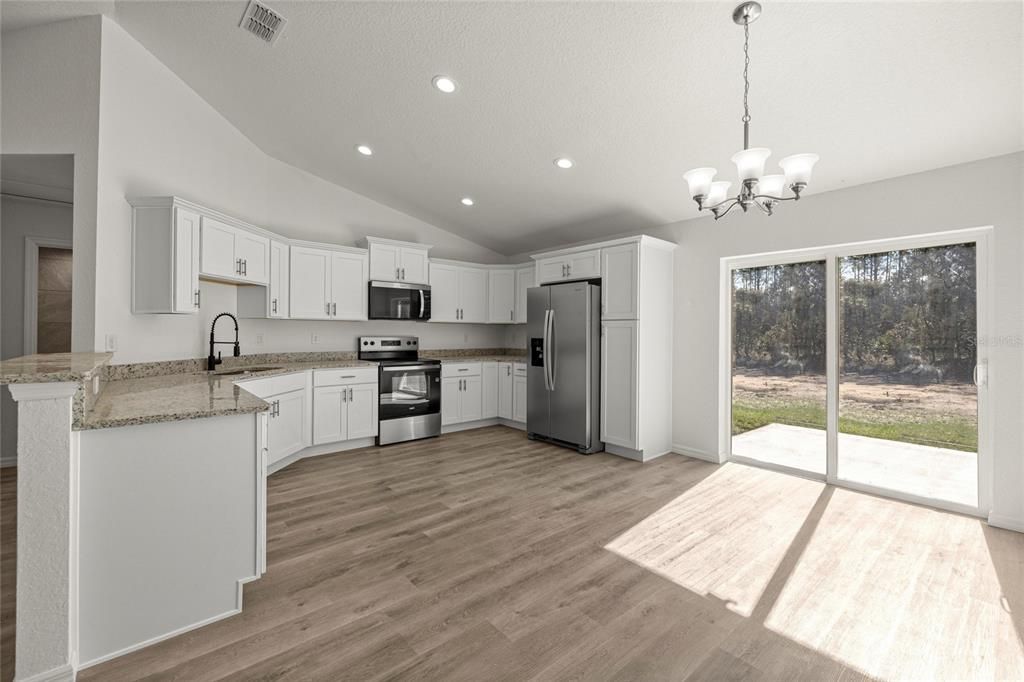 For Sale: $279,000 (3 beds, 2 baths, 1304 Square Feet)