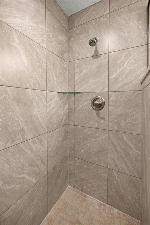 For Sale: $279,000 (3 beds, 2 baths, 1304 Square Feet)