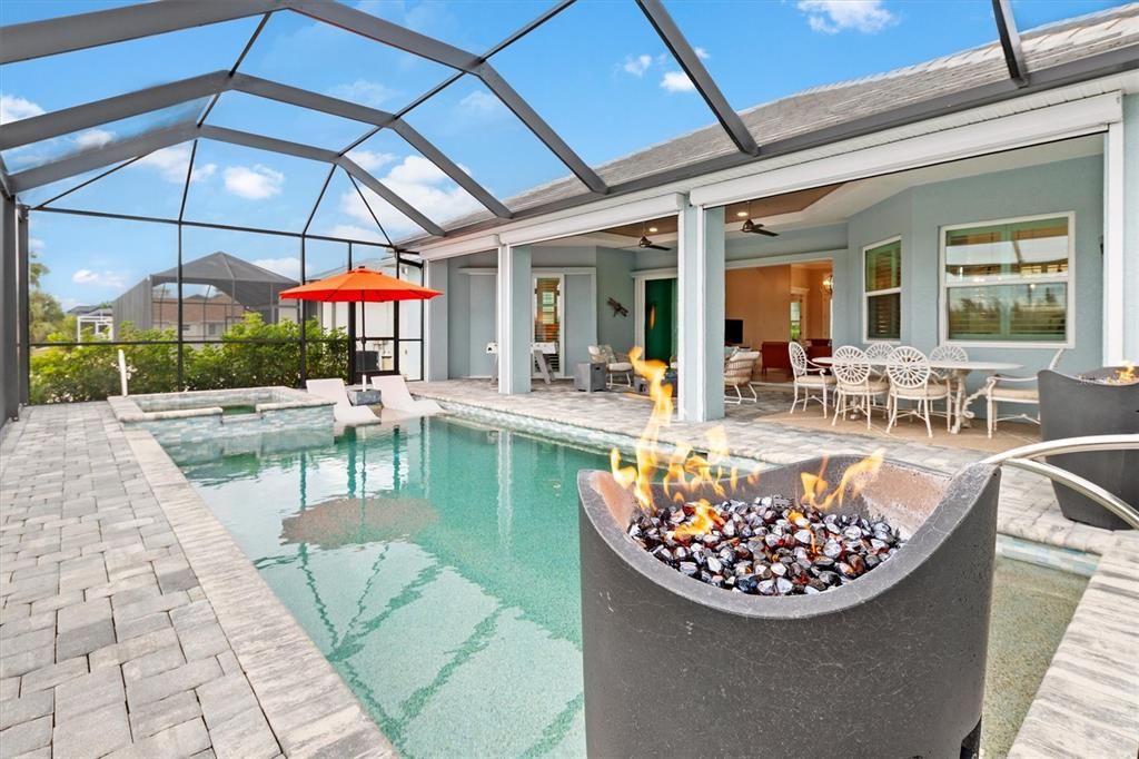 На продажу: $1,200,000 (3 спален, 3 ванн, 2471 Квадратных фут)