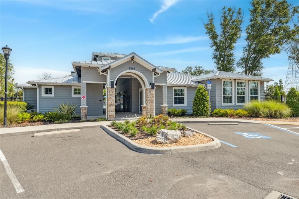 На продажу: $419,990 (3 спален, 2 ванн, 2106 Квадратных фут)