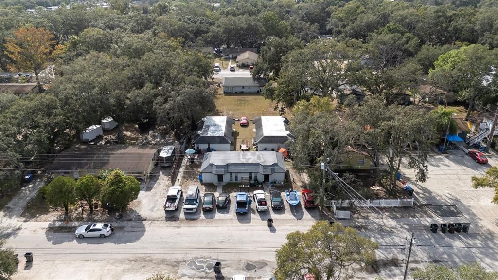 На продажу: $1,200,000 (8 спален, 0 ванн, 4756 Квадратных фут)