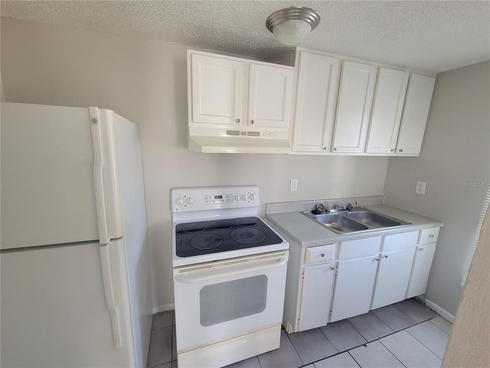 For Sale: $1,075,000 (8 beds, 0 baths, 4756 Square Feet)