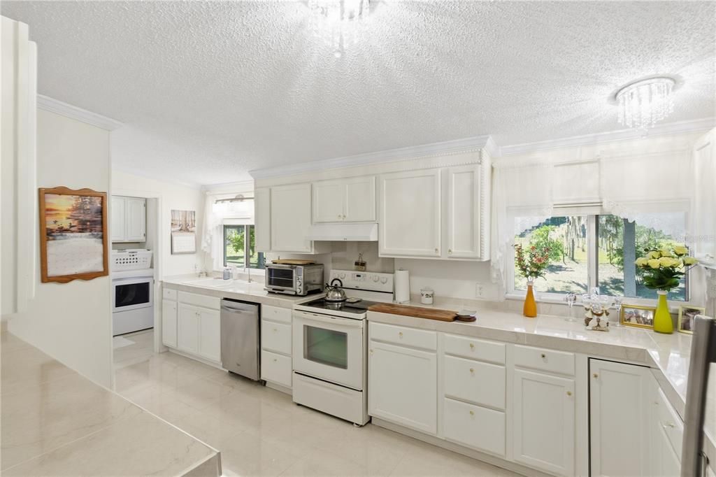 На продажу: $265,000 (3 спален, 2 ванн, 1248 Квадратных фут)