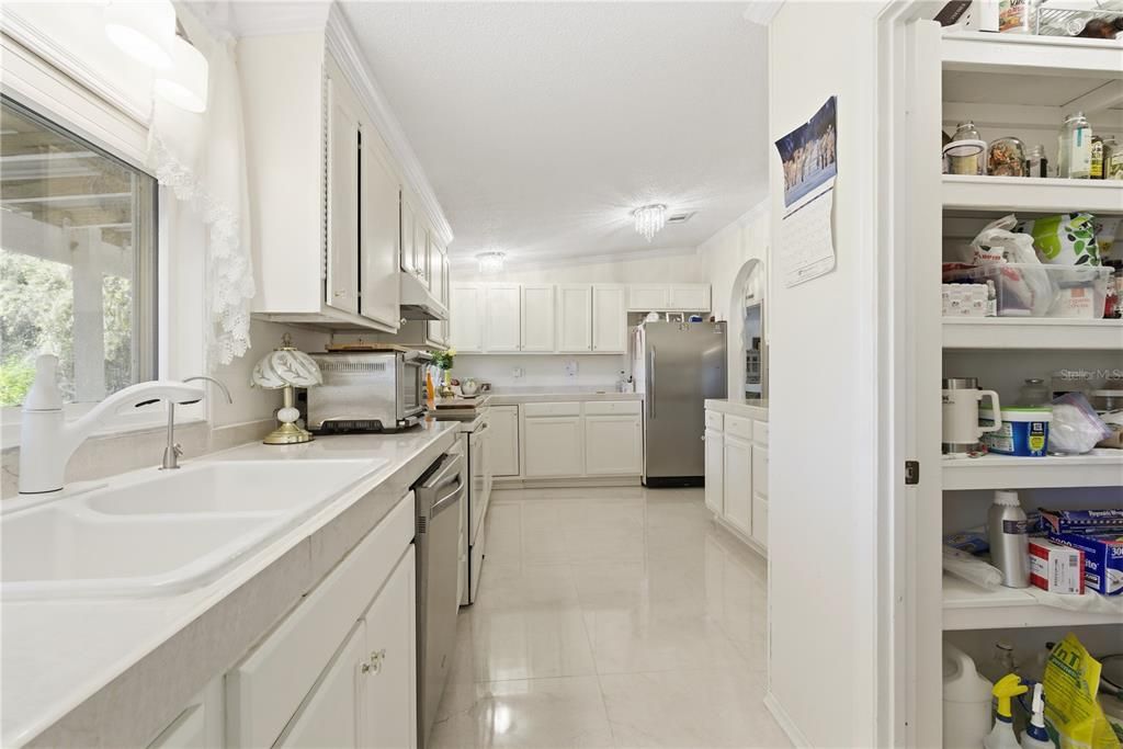 На продажу: $265,000 (3 спален, 2 ванн, 1248 Квадратных фут)