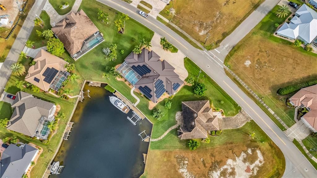 На продажу: $2,100,000 (4 спален, 4 ванн, 3194 Квадратных фут)