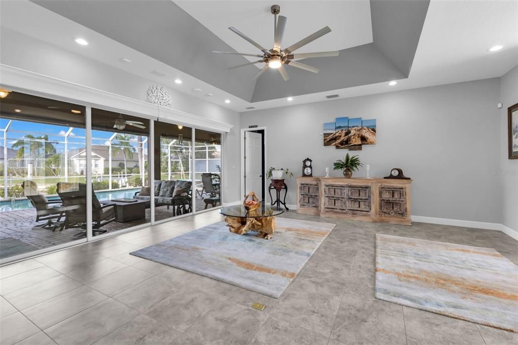 На продажу: $2,100,000 (4 спален, 4 ванн, 3194 Квадратных фут)