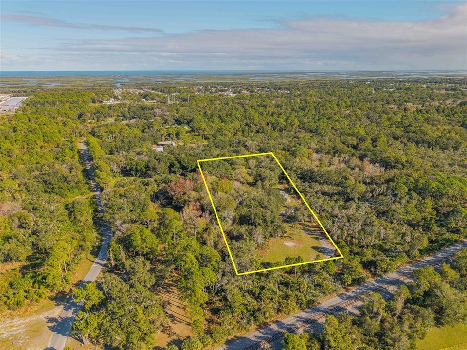 待售: $260,000 (3.41 acres)