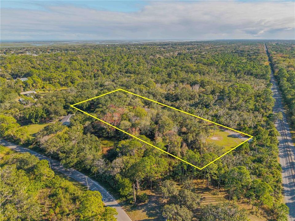 待售: $260,000 (3.41 acres)