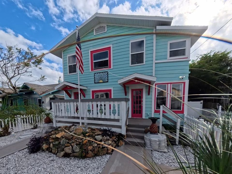 En Venta: $990,000 (5 camas, 4 baños, 2772 Pies cuadrados)