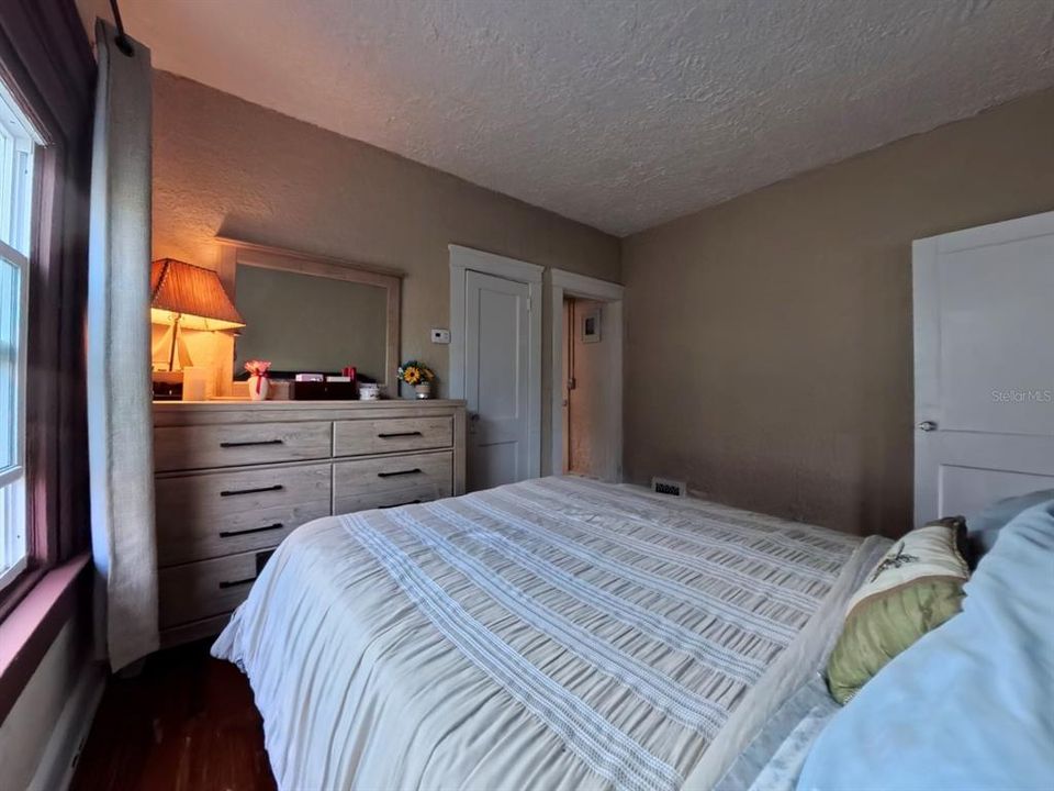 En Venta: $990,000 (5 camas, 4 baños, 2772 Pies cuadrados)