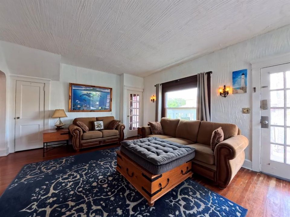 En Venta: $990,000 (5 camas, 4 baños, 2772 Pies cuadrados)