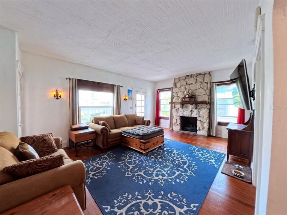 En Venta: $990,000 (5 camas, 4 baños, 2772 Pies cuadrados)