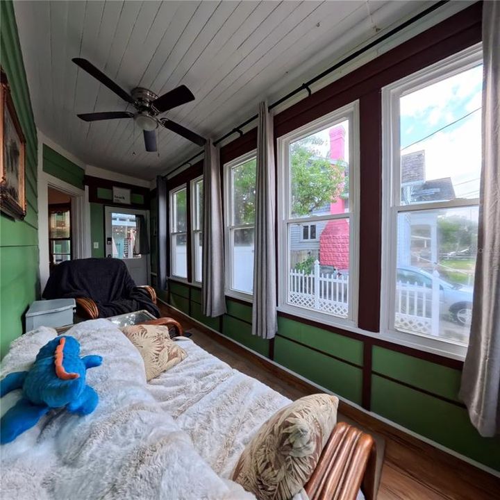 En Venta: $990,000 (5 camas, 4 baños, 2772 Pies cuadrados)