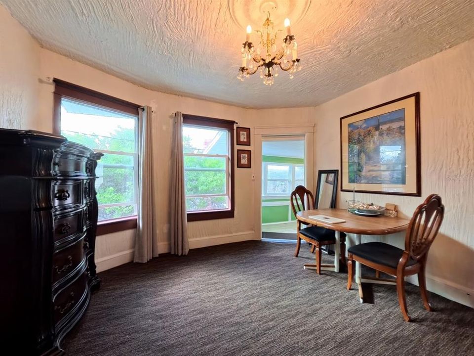 En Venta: $990,000 (5 camas, 4 baños, 2772 Pies cuadrados)