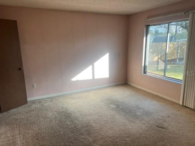 For Sale: $250,000 (3 beds, 2 baths, 1379 Square Feet)