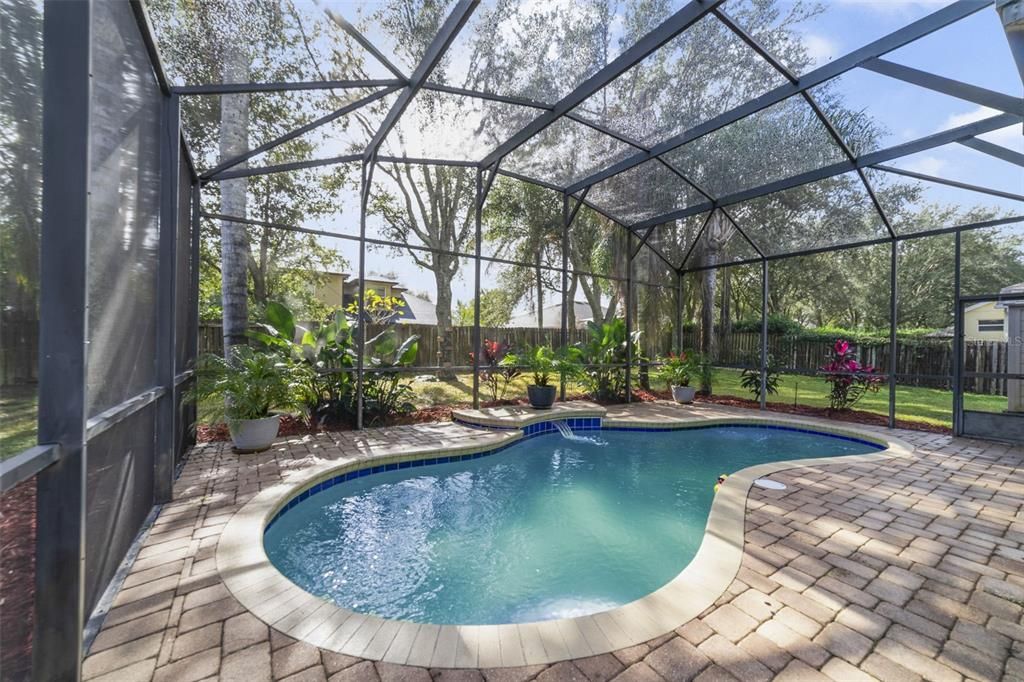 For Sale: $515,000 (4 beds, 2 baths, 2031 Square Feet)