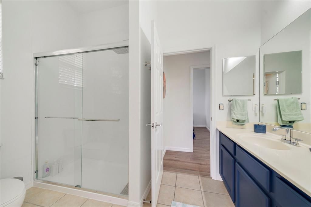 For Sale: $515,000 (4 beds, 2 baths, 2031 Square Feet)