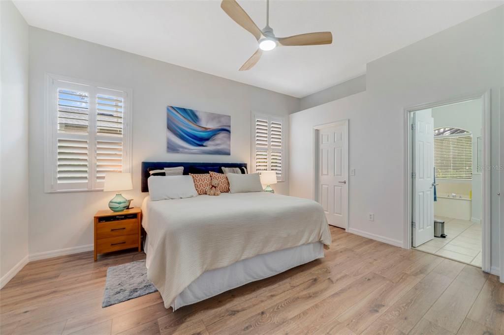 For Sale: $515,000 (4 beds, 2 baths, 2031 Square Feet)