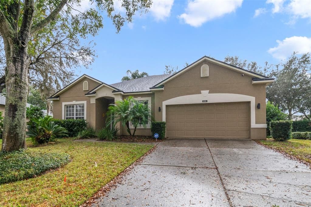 For Sale: $515,000 (4 beds, 2 baths, 2031 Square Feet)