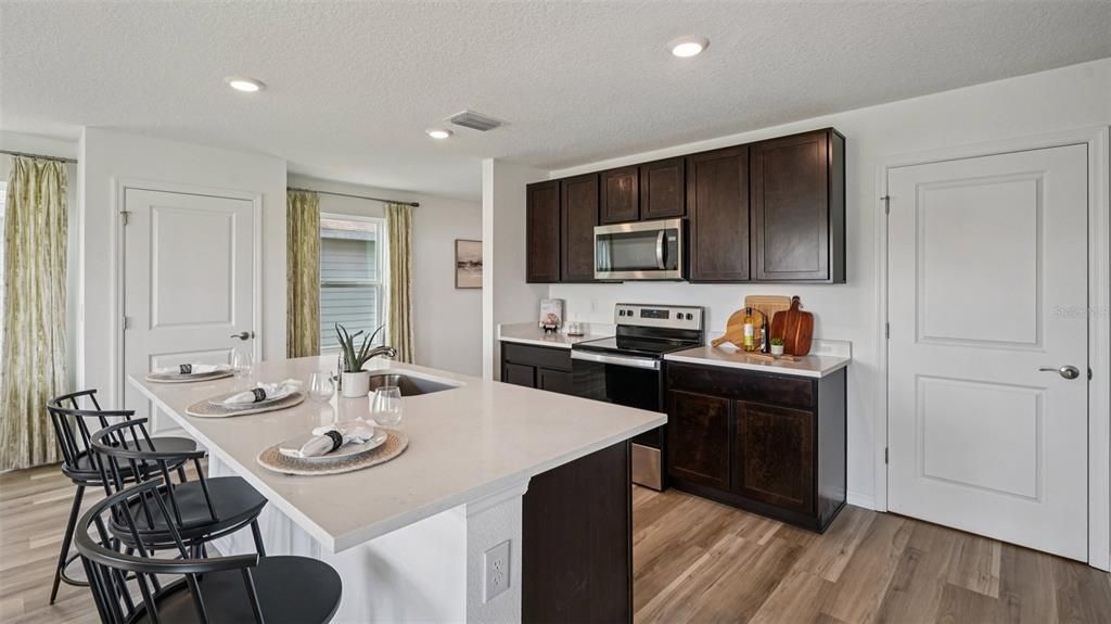 For Sale: $328,990 (5 beds, 3 baths, 2447 Square Feet)