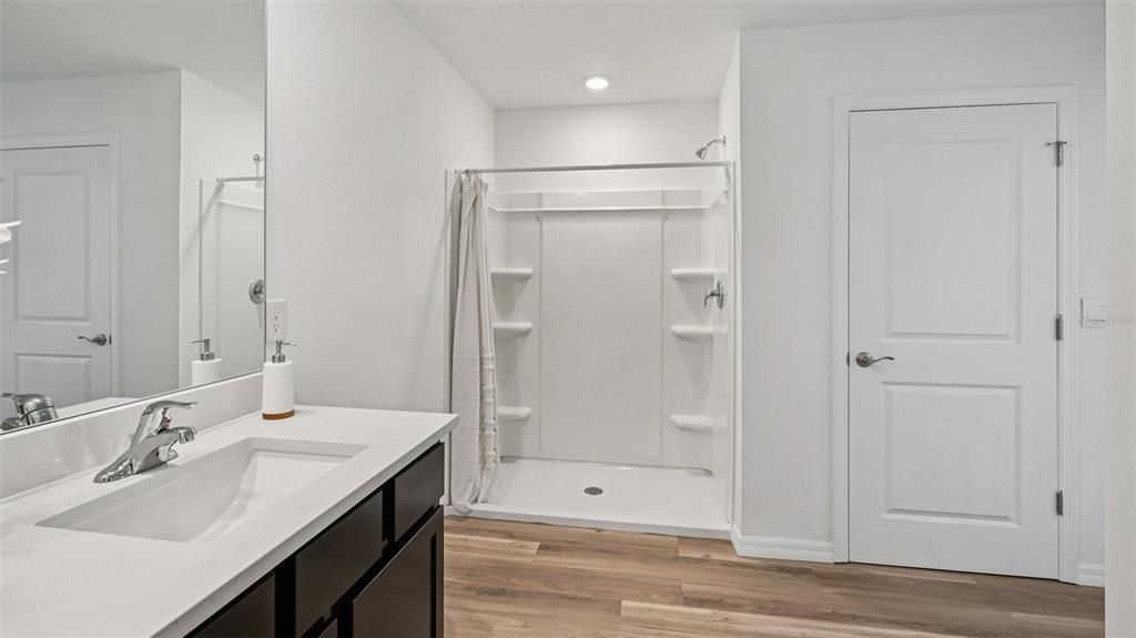 For Sale: $328,990 (5 beds, 3 baths, 2447 Square Feet)