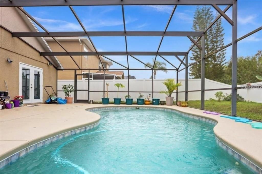 En Renta: $3,200 (4 camas, 2 baños, 1955 Pies cuadrados)