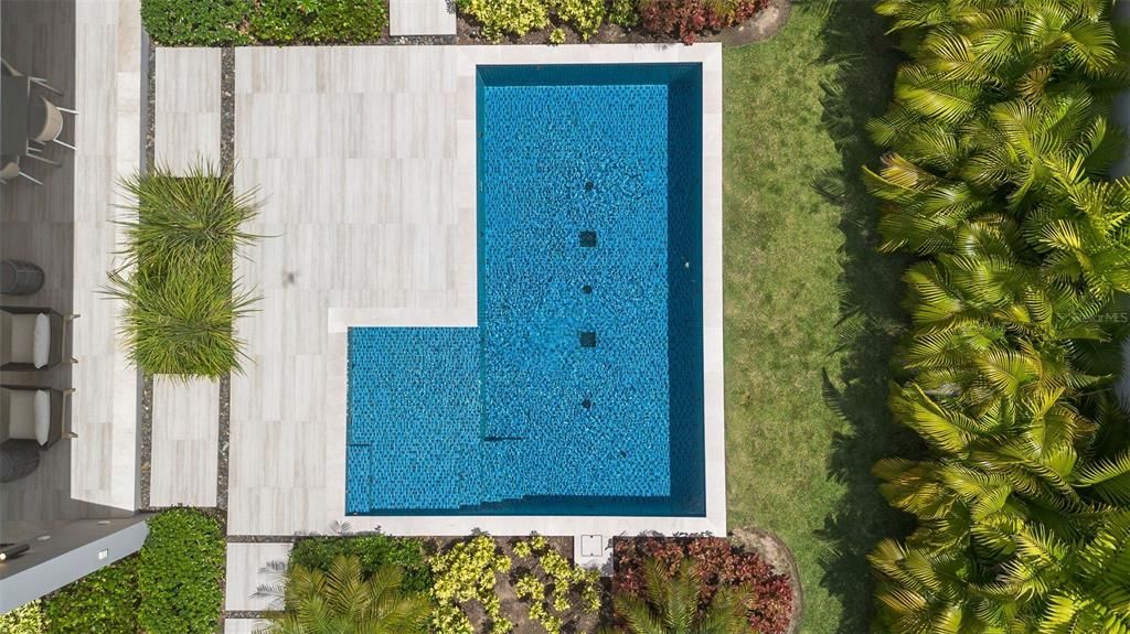 待售: $5,900,000 (4 贝兹, 4 浴室, 3580 平方英尺)