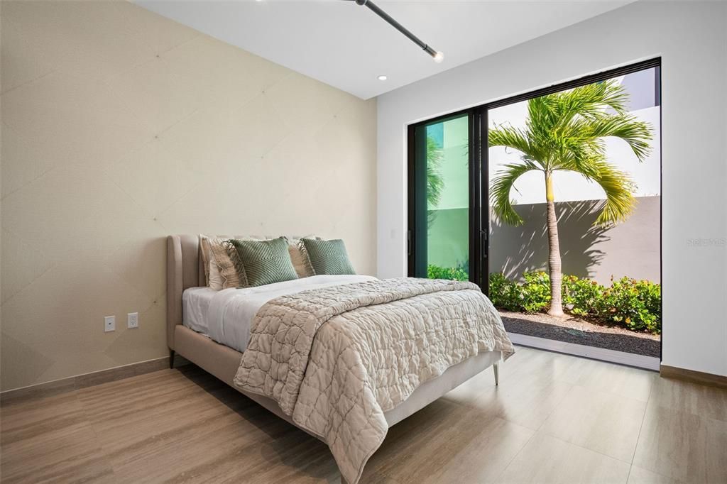 待售: $5,900,000 (4 贝兹, 4 浴室, 3580 平方英尺)