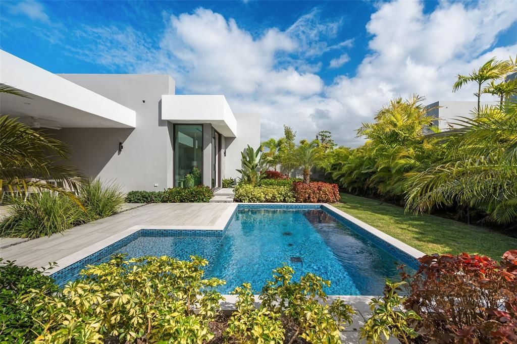 待售: $5,900,000 (4 贝兹, 4 浴室, 3580 平方英尺)