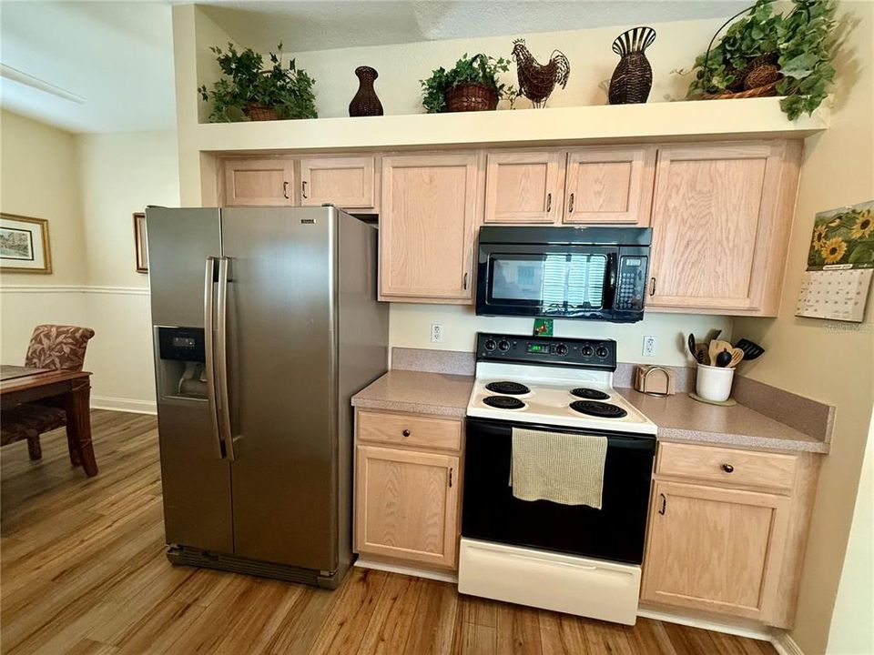 待售: $259,000 (3 贝兹, 2 浴室, 1278 平方英尺)