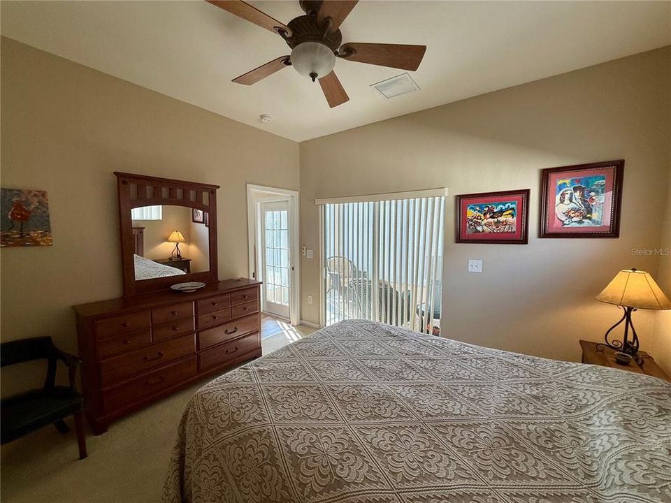 待售: $259,000 (3 贝兹, 2 浴室, 1278 平方英尺)