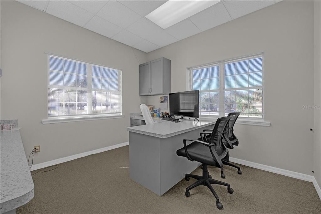 На продажу: $1,700,000 (0 спален, 0 ванн, 10000 Квадратных фут)