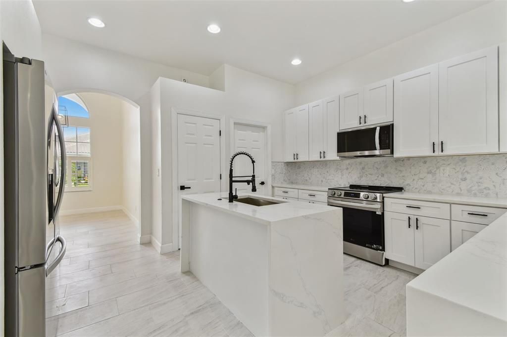 For Rent: $3,400 (4 beds, 3 baths, 2618 Square Feet)