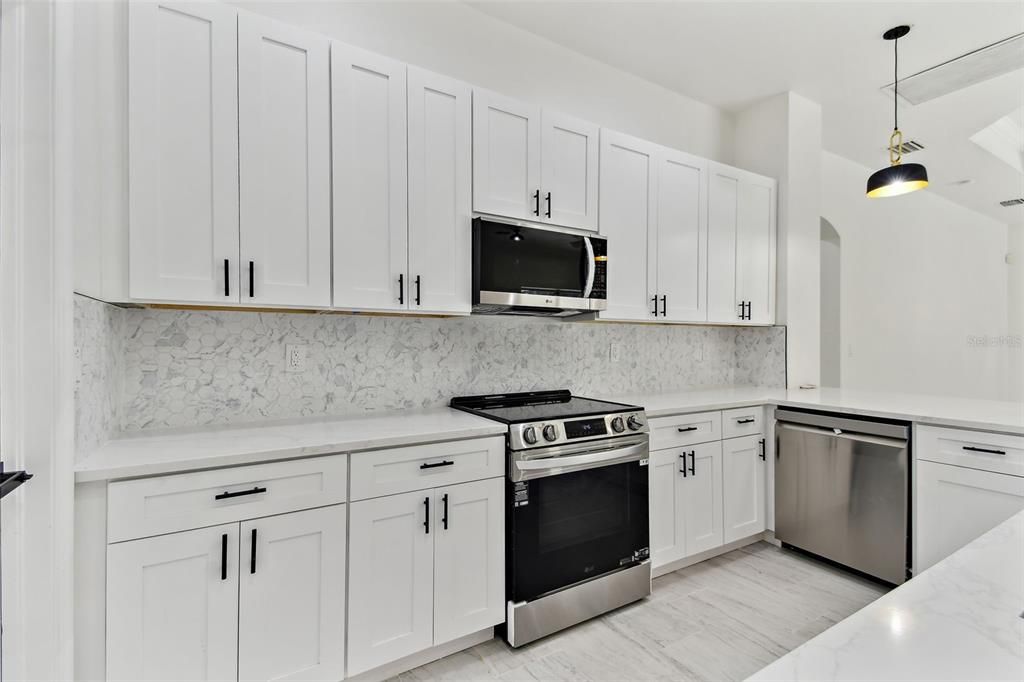 For Rent: $3,400 (4 beds, 3 baths, 2618 Square Feet)