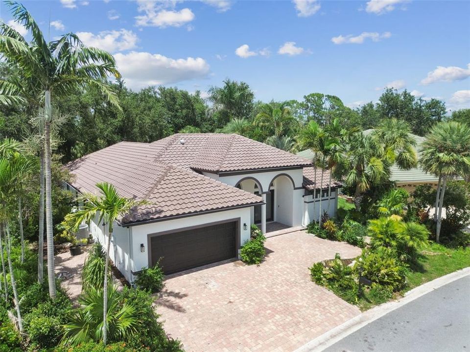 For Rent: $3,400 (4 beds, 3 baths, 2618 Square Feet)