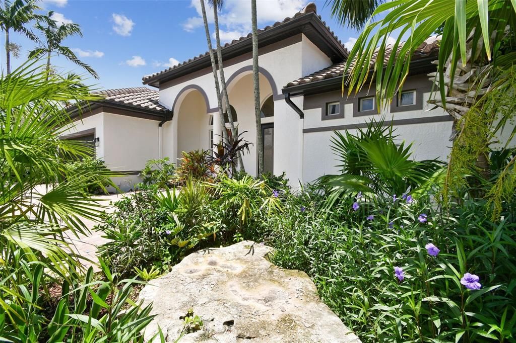 For Rent: $3,400 (4 beds, 3 baths, 2618 Square Feet)