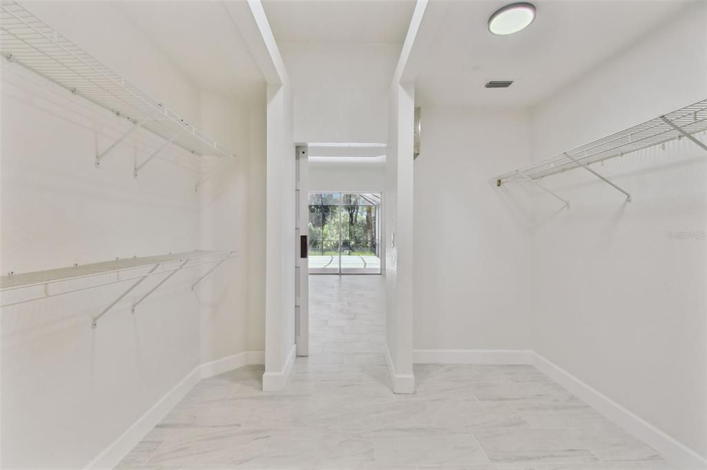 For Rent: $3,400 (4 beds, 3 baths, 2618 Square Feet)