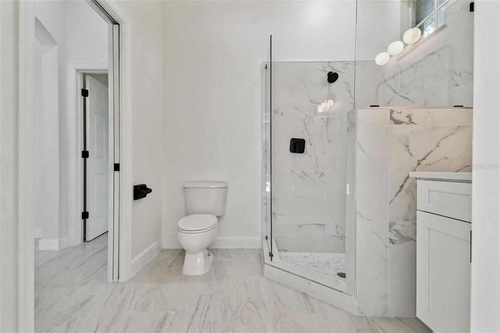 For Rent: $3,400 (4 beds, 3 baths, 2618 Square Feet)