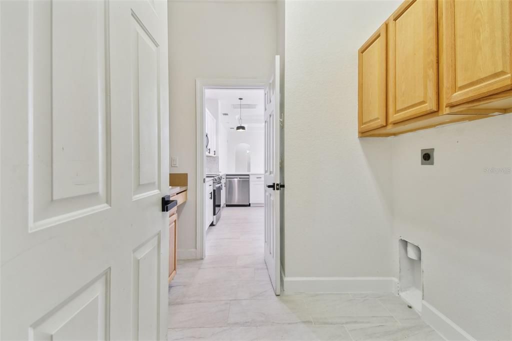 For Rent: $3,400 (4 beds, 3 baths, 2618 Square Feet)