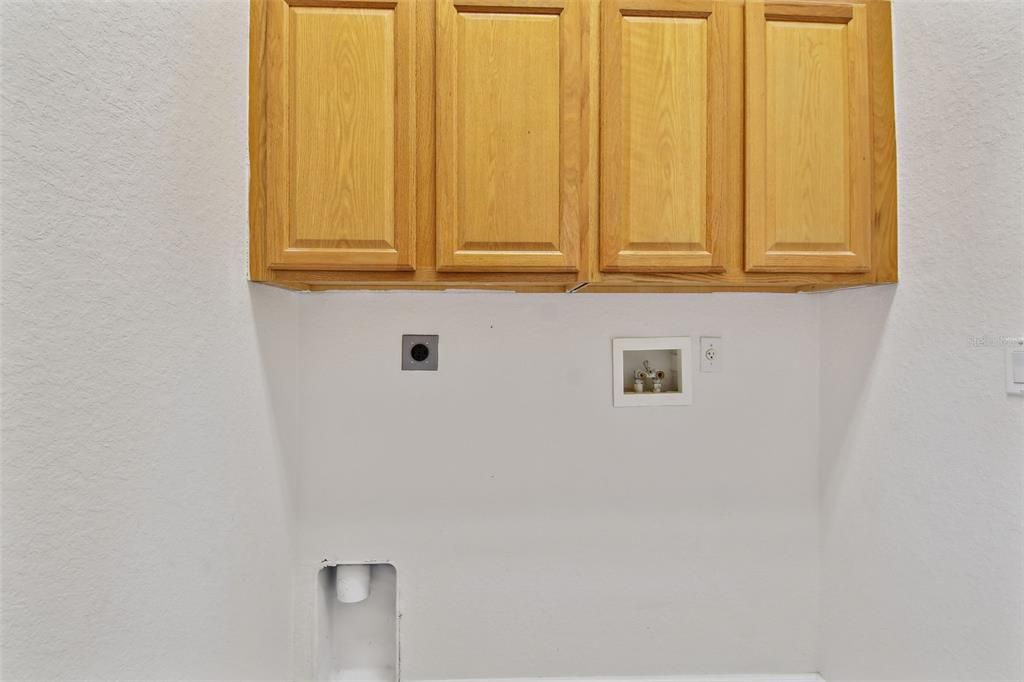 For Rent: $3,400 (4 beds, 3 baths, 2618 Square Feet)