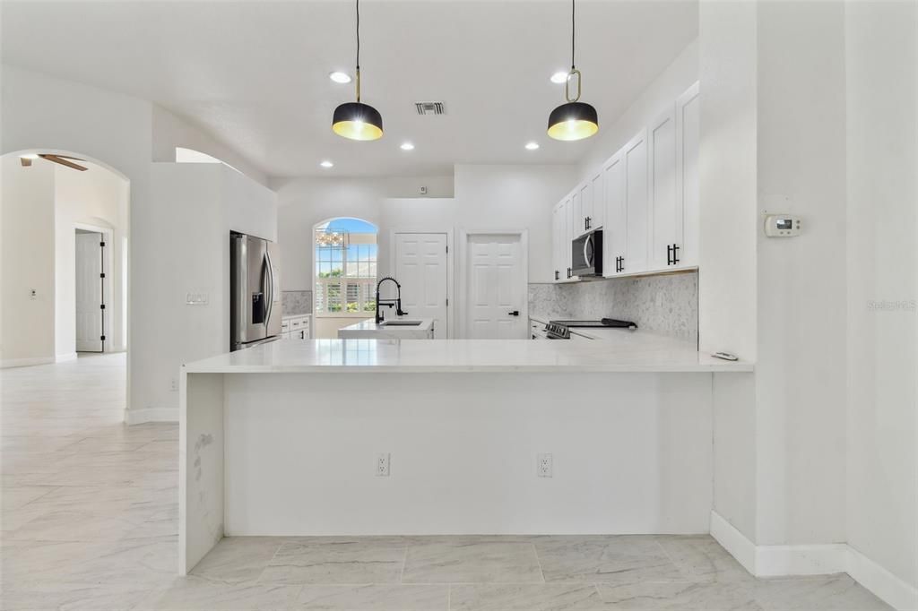 For Rent: $3,400 (4 beds, 3 baths, 2618 Square Feet)