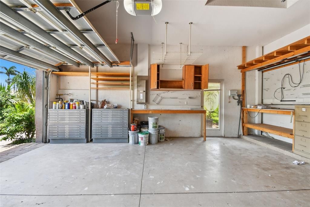 For Rent: $3,400 (4 beds, 3 baths, 2618 Square Feet)