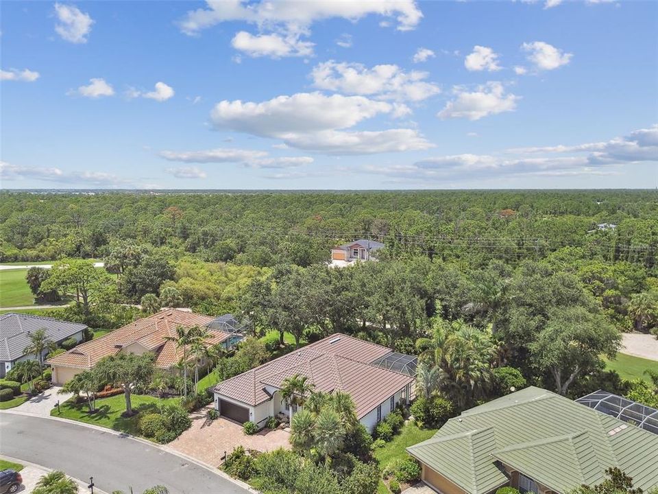 For Rent: $3,400 (4 beds, 3 baths, 2618 Square Feet)