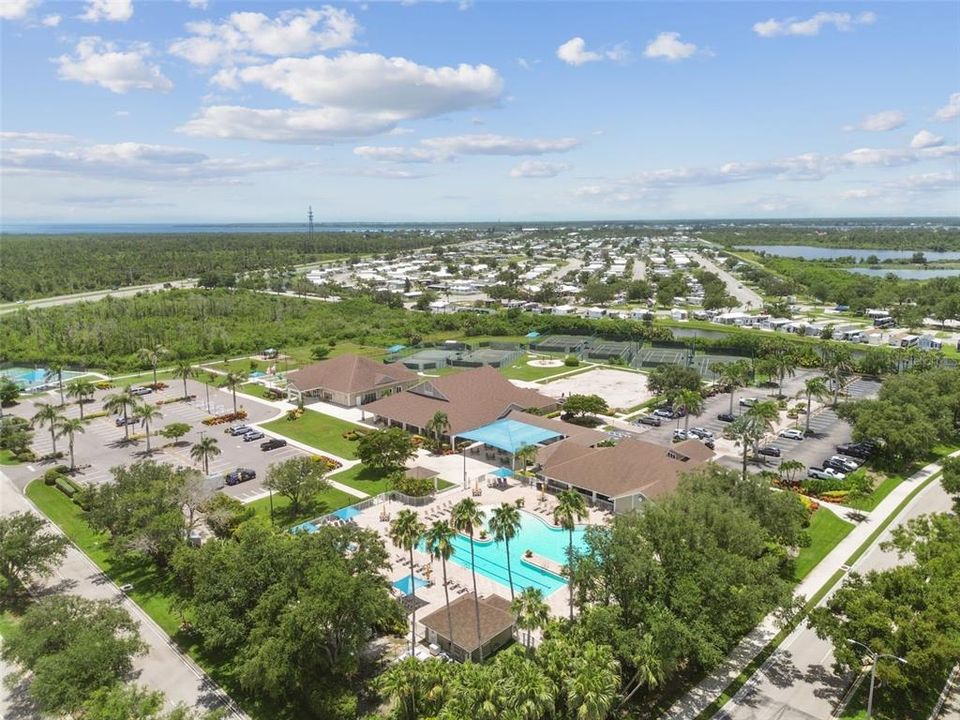 For Rent: $3,400 (4 beds, 3 baths, 2618 Square Feet)