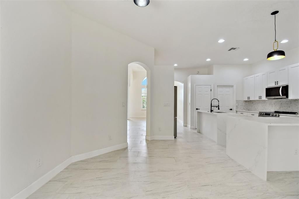 For Rent: $3,400 (4 beds, 3 baths, 2618 Square Feet)