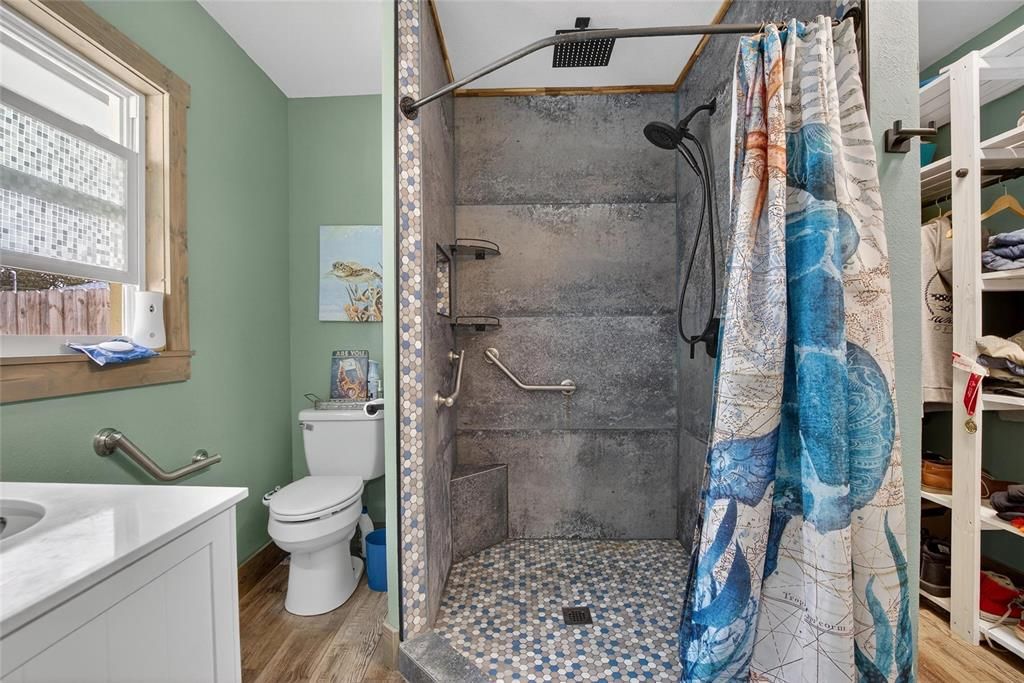 For Sale: $475,000 (3 beds, 2 baths, 1487 Square Feet)