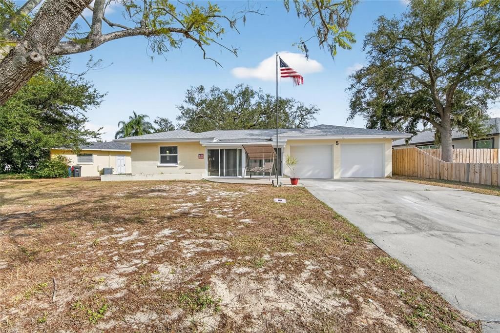 For Sale: $475,000 (3 beds, 2 baths, 1487 Square Feet)