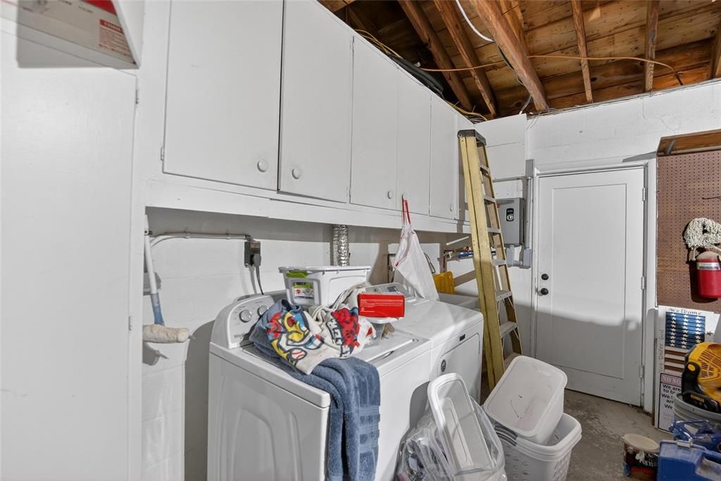 For Sale: $475,000 (3 beds, 2 baths, 1487 Square Feet)