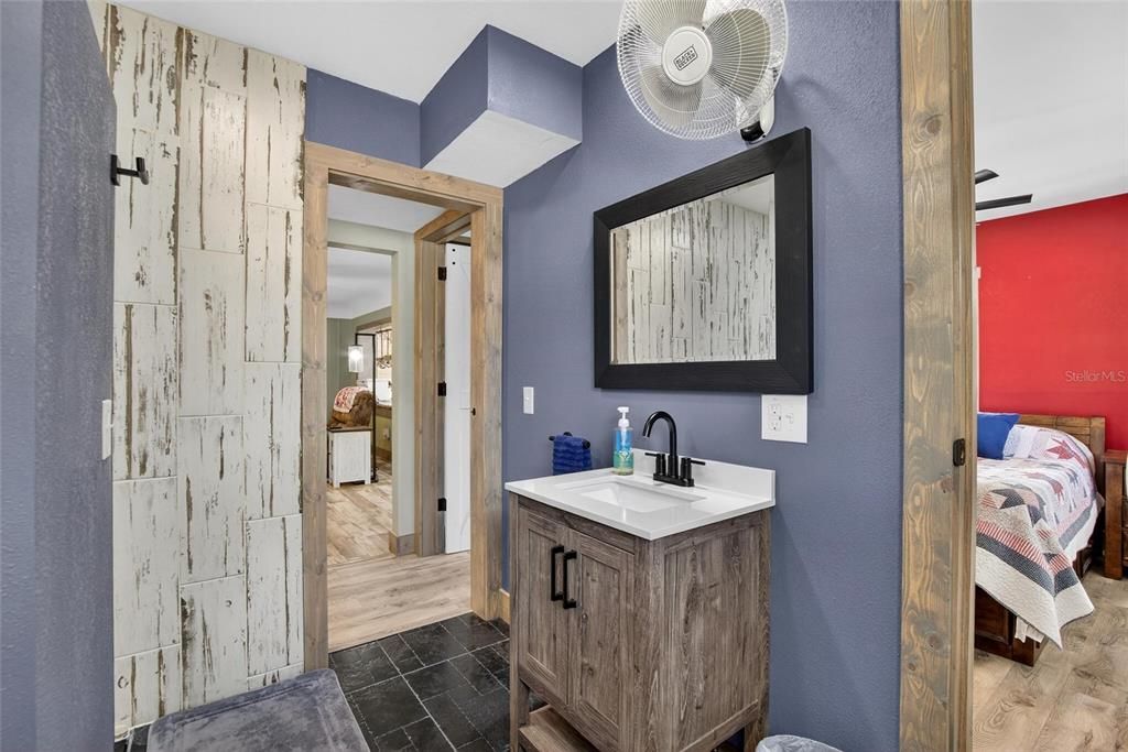 For Sale: $475,000 (3 beds, 2 baths, 1487 Square Feet)